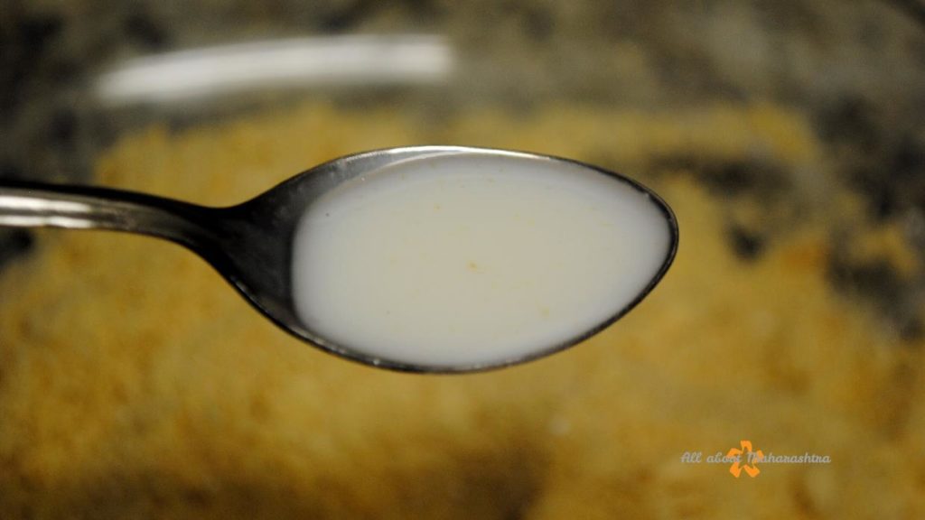 mix-milk-for-kaju-katli